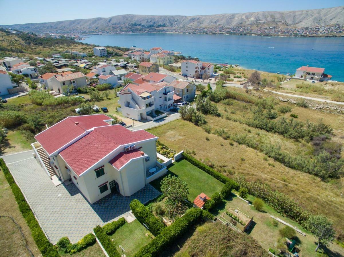 Apartments Basaca Pag Town Zewnętrze zdjęcie